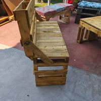 panchina in legno di pallet fatta a mano