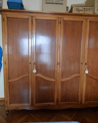 Armadio guardaroba a 4 ante in legno anni ’60