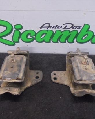 SUPPORTI MOTORE PER NAVARA D22 2.5 DDTi 2003