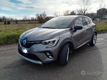 Renault Captur 1.6 cc E-Tech Benzina/Hbrid 2021