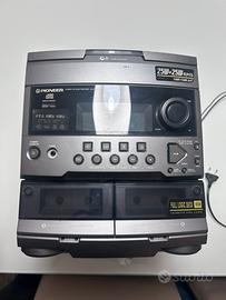 Impianto stereo Pioneer con casse