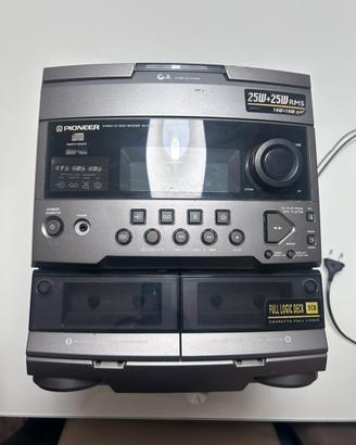 Impianto stereo Pioneer con casse