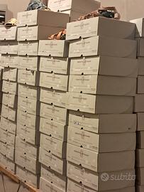 200 paia di sandali artigianali di lusso in cuoio,