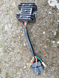 Regolatore di tensione