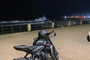 Trident 660