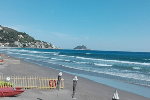 Alassio a 150 metri dalla spiaggia in centro