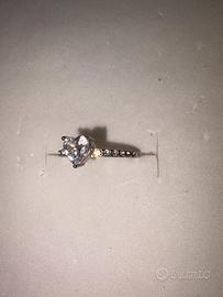 anello a cuore