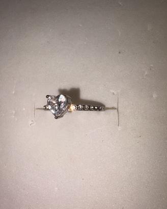 anello a cuore