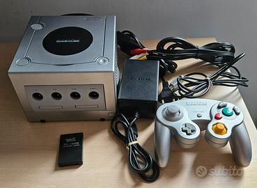 NINTENDO GAME CUBE SILVER CON GIOCHI