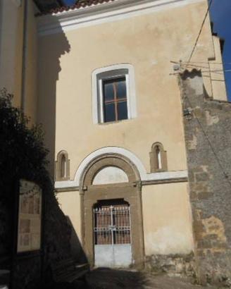 Casa indipendente di 150 m² con più di 5 locali a 