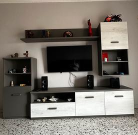 PARETE ATTREZZATA