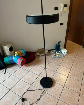 Lampada da ritirare a Milano