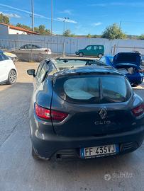 Renault Clio 5 (PER OPERATORI DEL  SETTORE,,.CARRO