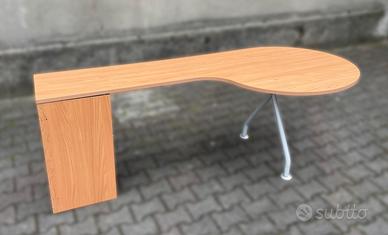 Scrivania Angolare Sagomata - Design Moderno