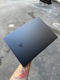 Asus Zenbook Ryzen 7 16GB Ram 512SSD