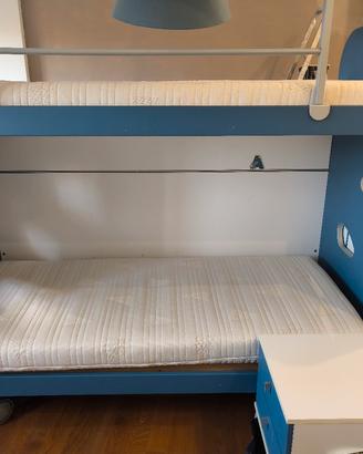 Letto a castello bambini con contenitori