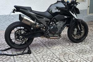 KTM DUKE 790 DEPOTENZIATO SOLO A LIBRETTO