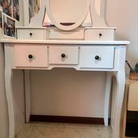 Specchiera per trucco