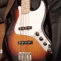 Basso Elettrico Squier by Fender