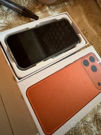 Mini iPhone 17 pro max
