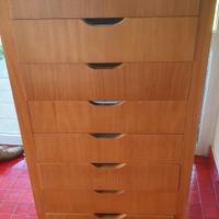 Cassettiera in legno con 8 cassetti 