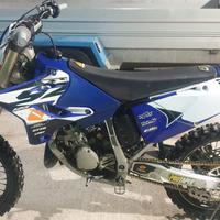 Yamaha YZ 125