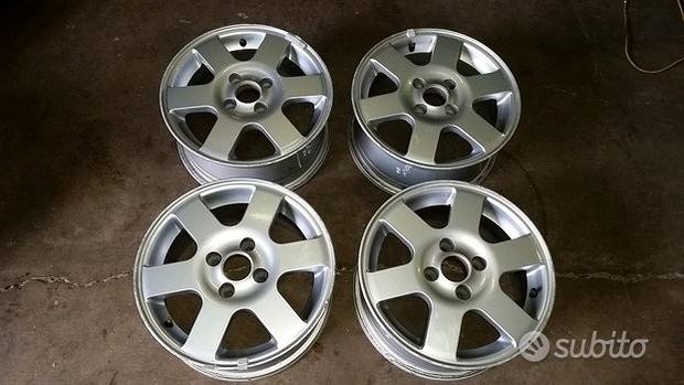 Cerchi In Lega Da 14" Per Volkswagen Polo 1998