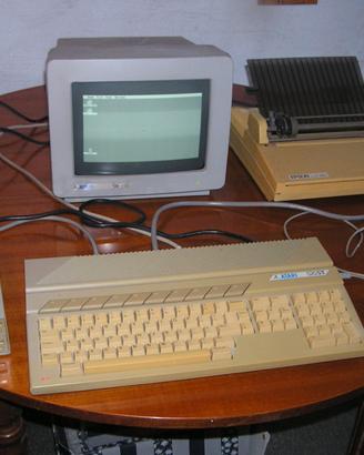 Atari 520ST con  monitor, mouse e stampante 