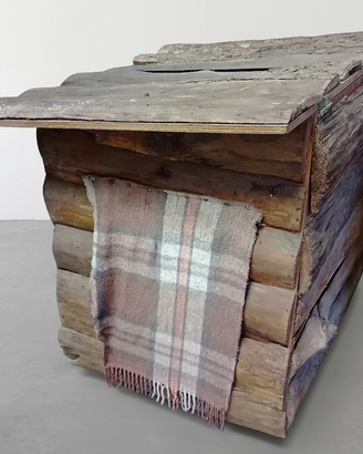 Cuccia in legno artigianale