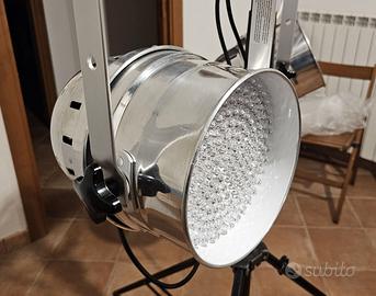 12 PAR 64 Eurolite 64 rgb 10mm