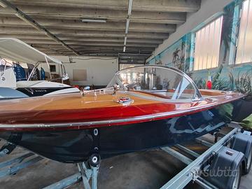 BARCA D'EPOCA Vega Tornado GT Super