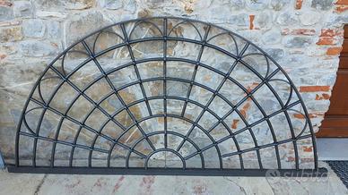 Volto in ferro battuto