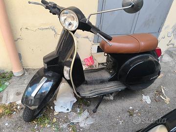 vespa PX