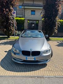 Bmw 320D e93 cabrio LCI Futura 2010 automatica