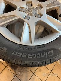 Cerchi audi  16 con gomme praticamente nuove