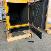 CALDAIA “TERMOMONT”A LEGNA-RAMAGLIA-FORAGGI da40kw