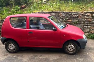 Fiat 600   2001