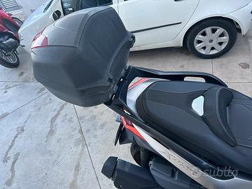 Bauletto staffa Xmax