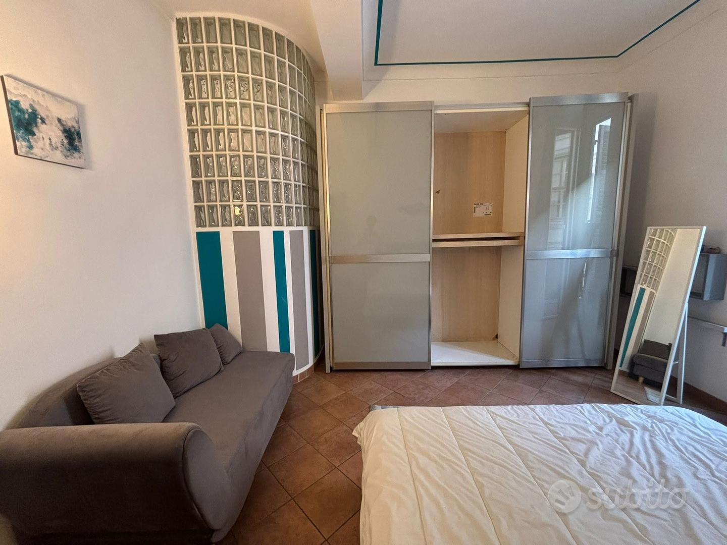 Stanza singola in Centro, foto 2 di 6