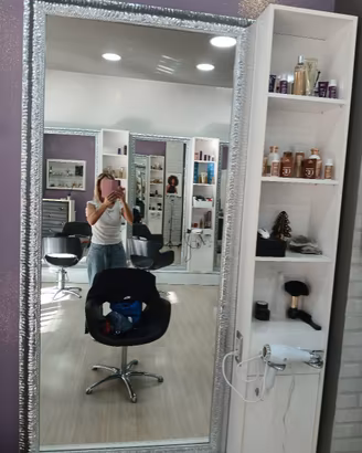 Arredamento parrucchiere