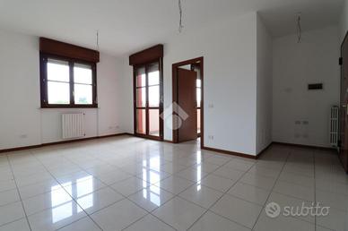 3 LOCALI A MANTOVA