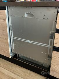 Lavastoviglie BEKO  60 × 60 - 13 coperti - incasso