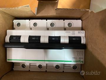 Schneider Acti 9 C120N C125A 4p