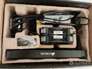 Dissipatore a liquido Nero CORSAIR H100i RGB