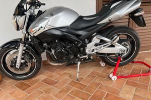 Suzuki GSR600 - 2007