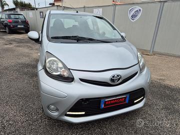 Toyota AYGO 1.0 VVT-i 5 porte AUTOMATICA RESTAYLIN