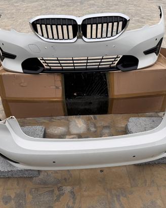 Paraurti anteriore e posteriore BMW Serie 3  2021