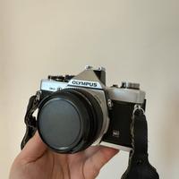Olympus macchina fotogratica con accessori