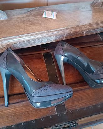 Scarpe usate pochissime volte