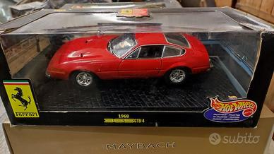 Hot Wheels e altri modellini 1/18